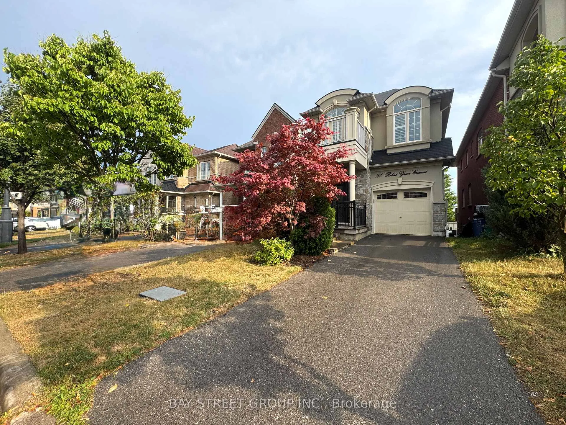 Photo 1 of 21 Robert Green Crescent, Vaughan, Patterson — HOMEH