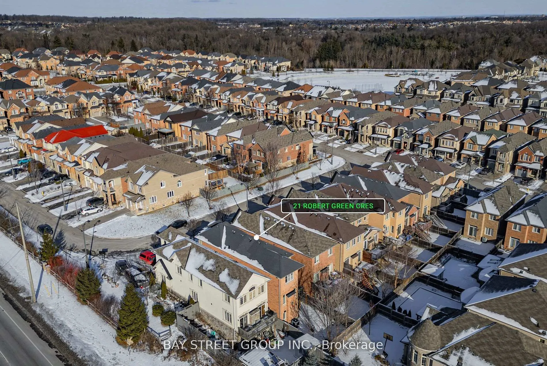 Photo 5 of 21 Robert Green Crescent, Vaughan, Patterson — HOMEH