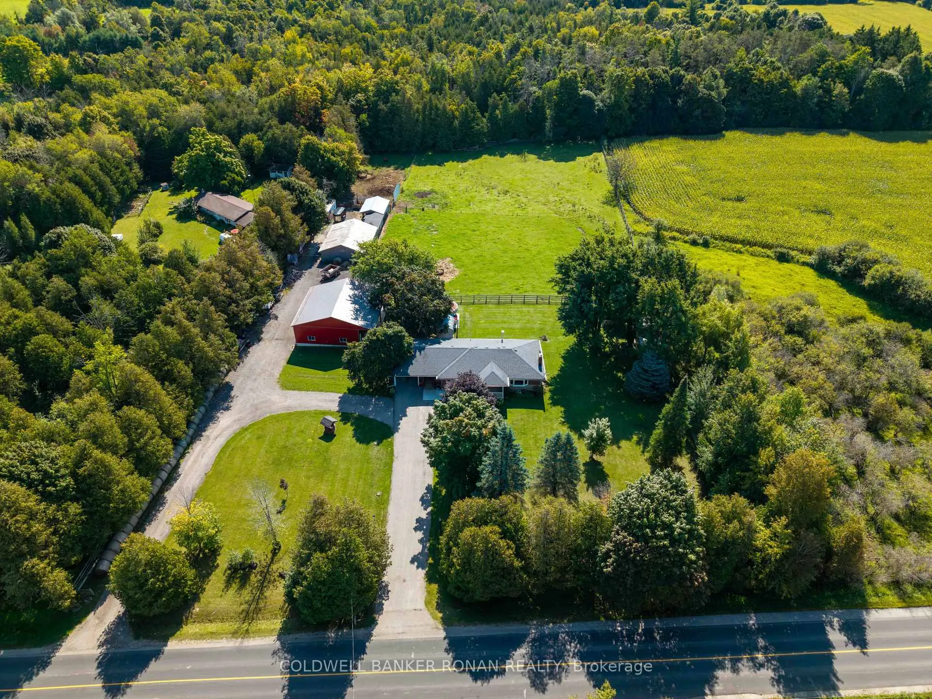 Photo 1 of 9480 32 Side Road, Halton Hills, Rural Halton Hills — HOMEH