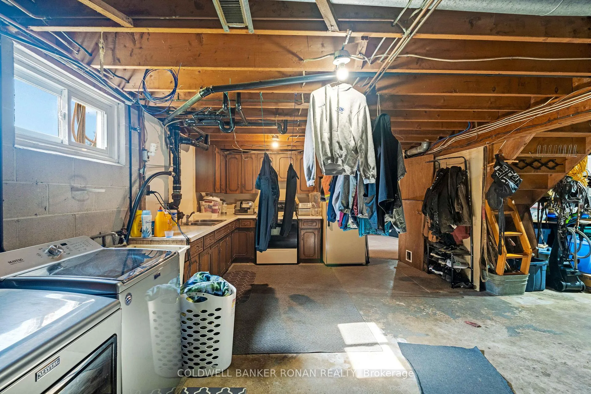Photo 32 of 9480 32 Side Road, Halton Hills, Rural Halton Hills — HOMEH