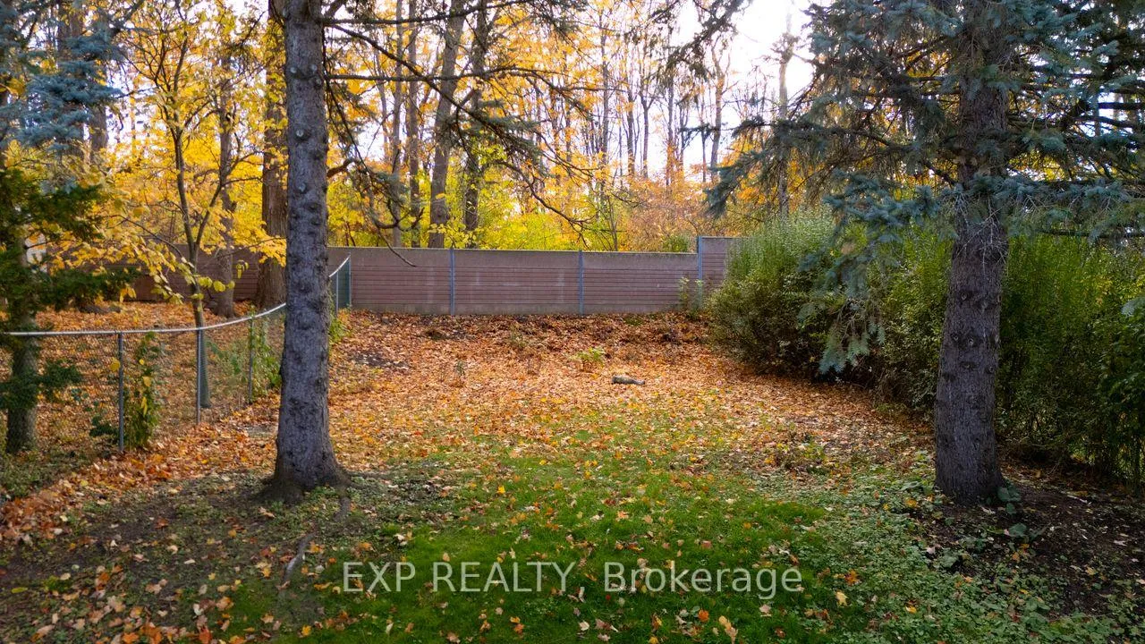 Photo 33 of 121 Ingleside Drive, Kitchener — HOMEH