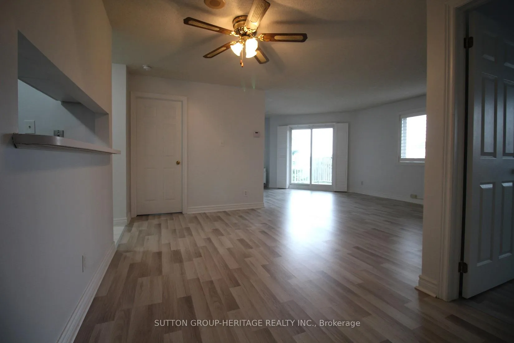 Photo 8 of Unit 407, 189 Lake Driveway, Ajax, South West — HOMEH