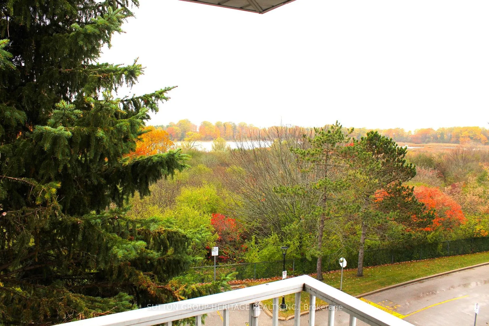 Photo 11 of Unit 407, 189 Lake Driveway, Ajax, South West — HOMEH