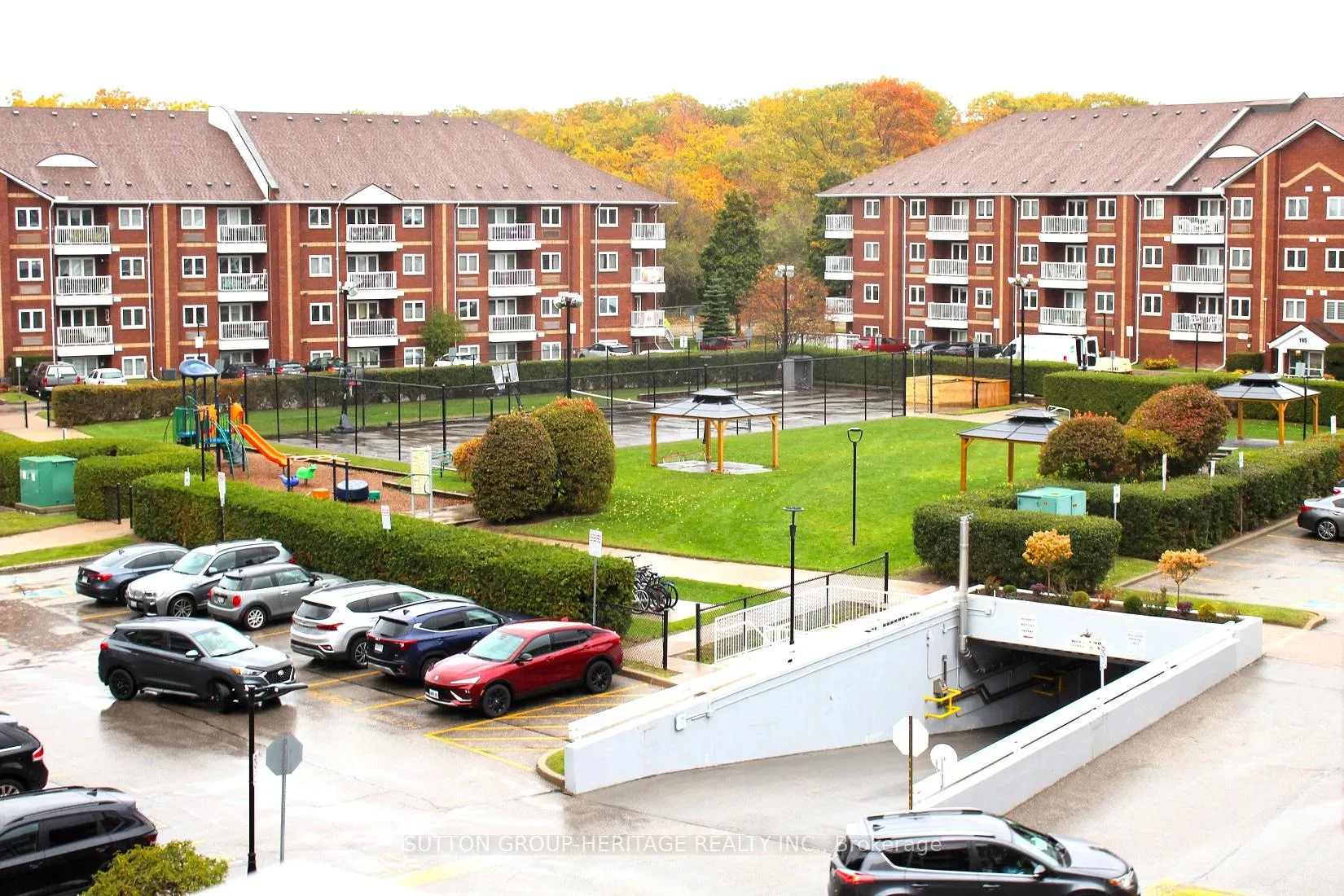 Photo 12 of Unit 407, 189 Lake Driveway, Ajax, South West — HOMEH