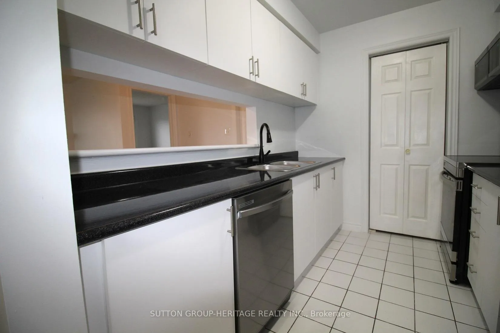 Photo 14 of Unit 407, 189 Lake Driveway, Ajax, South West — HOMEH
