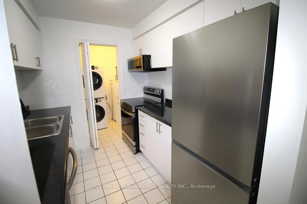 Photo 19 of Unit 407, 189 Lake Driveway, Ajax, South West — HOMEH