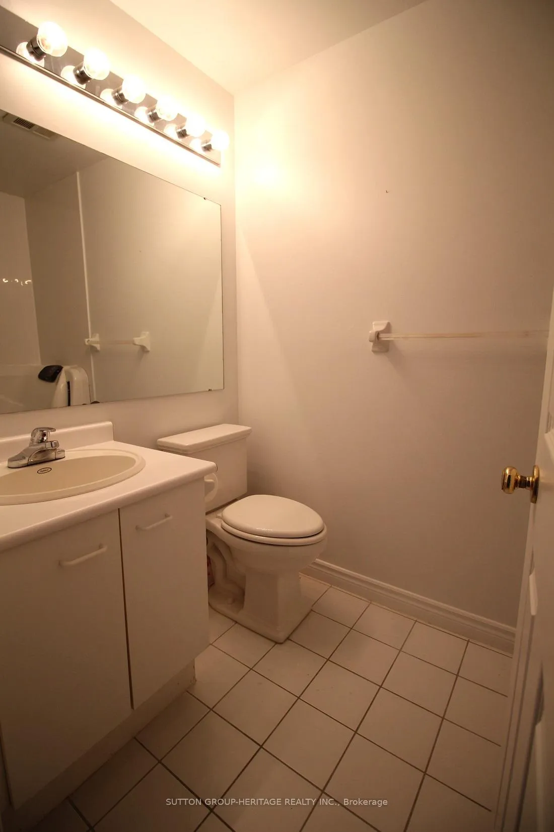 Photo 24 of Unit 407, 189 Lake Driveway, Ajax, South West — HOMEH