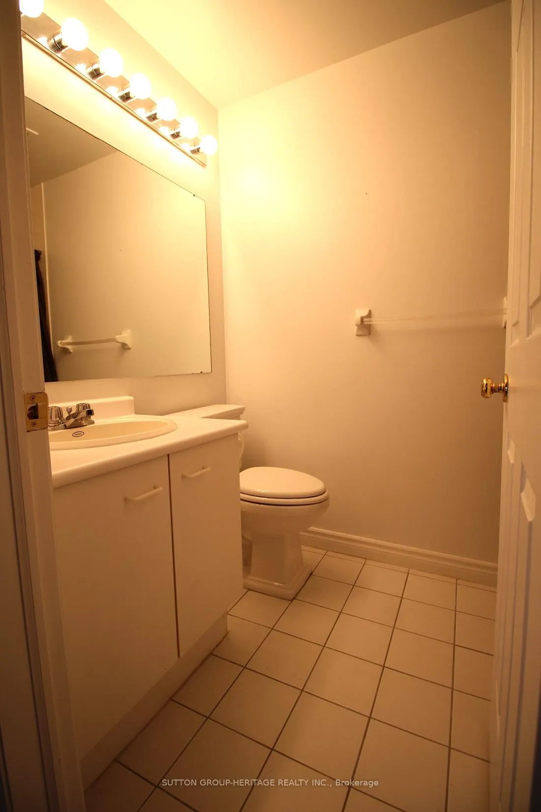 Photo 26 of Unit 407, 189 Lake Driveway, Ajax, South West — HOMEH