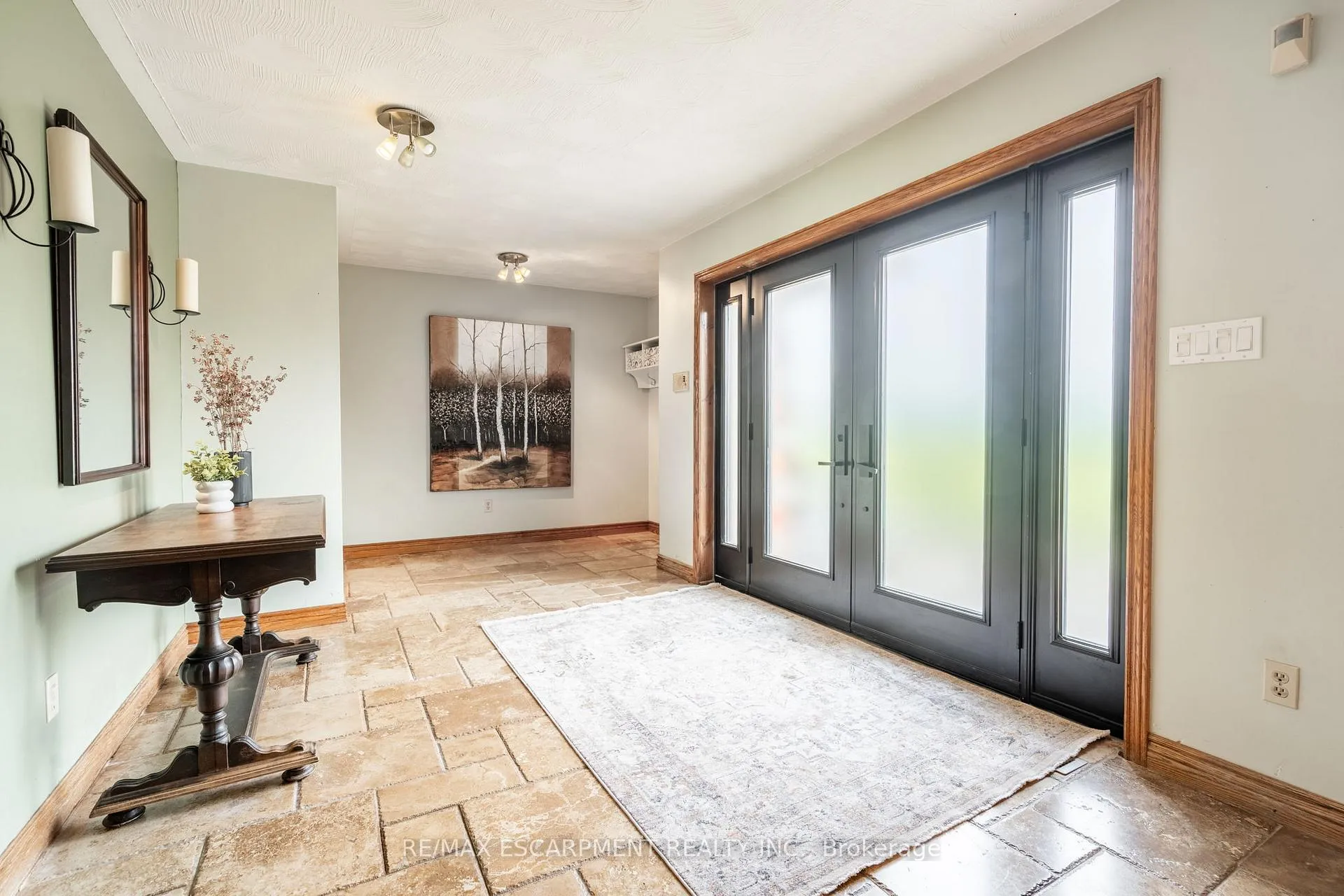 Photo 5 of 1751 Kirkwall Road, Hamilton, Rural Flamborough — HOMEH