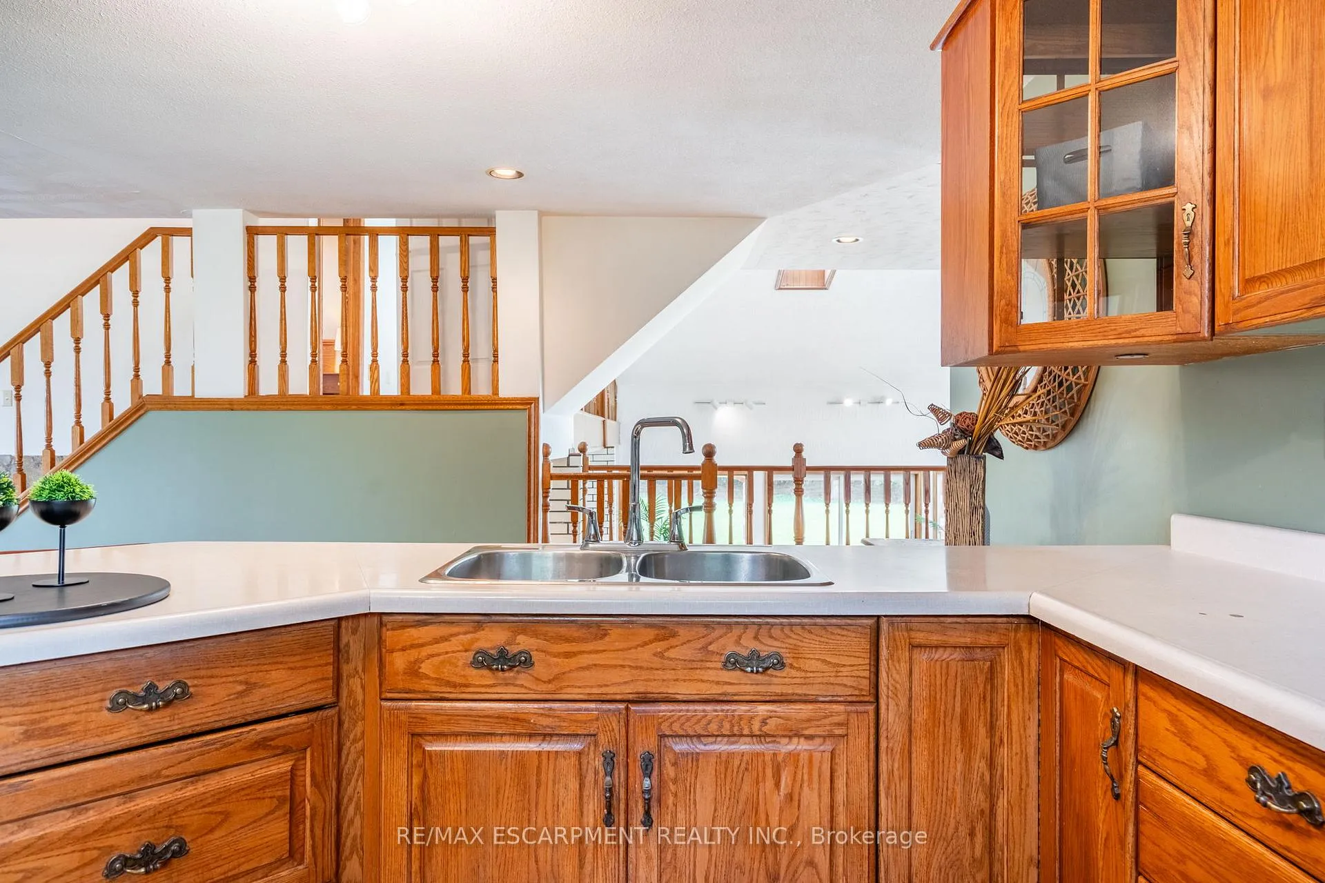 Photo 11 of 1751 Kirkwall Road, Hamilton, Rural Flamborough — HOMEH