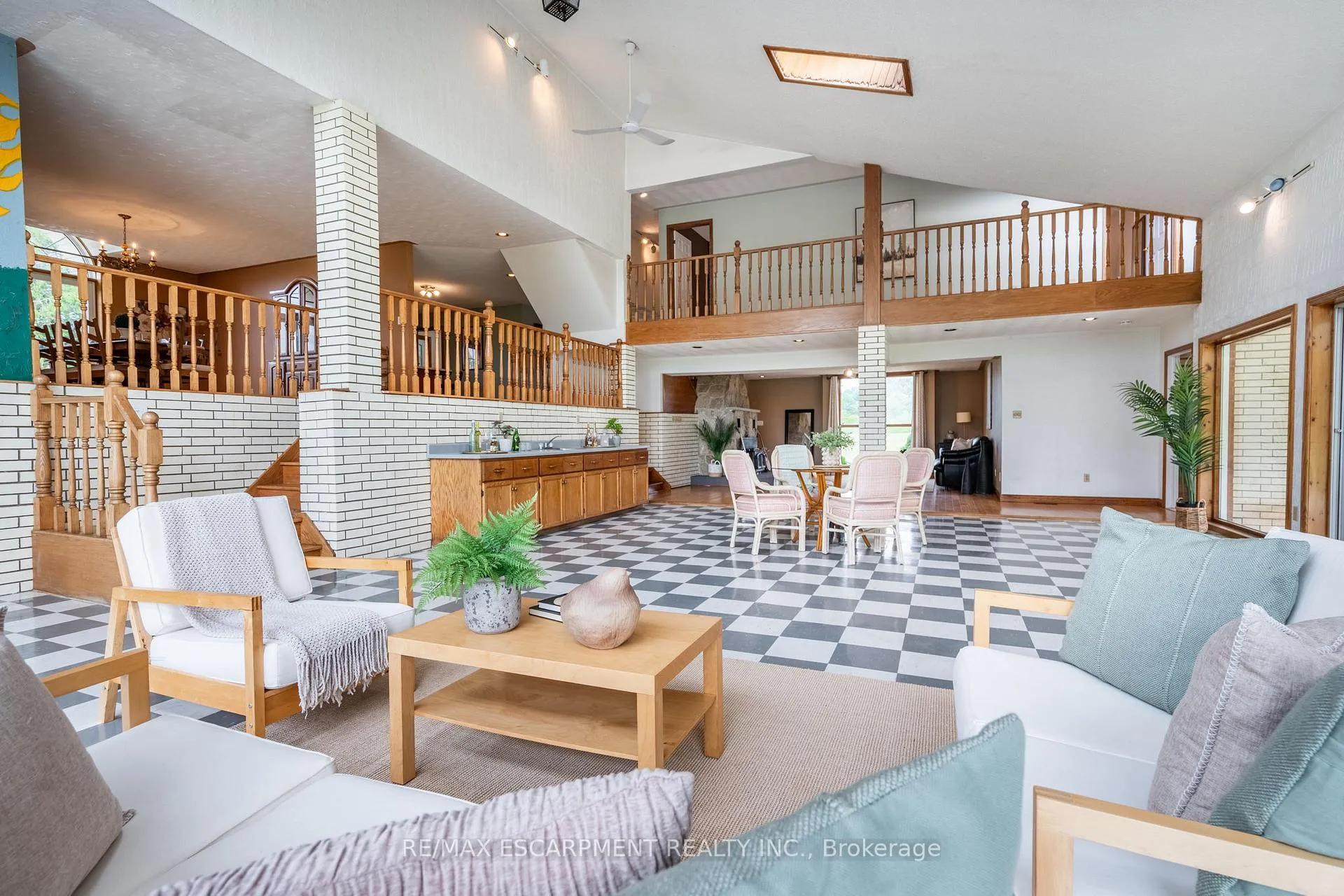 Photo 18 of 1751 Kirkwall Road, Hamilton, Rural Flamborough — HOMEH