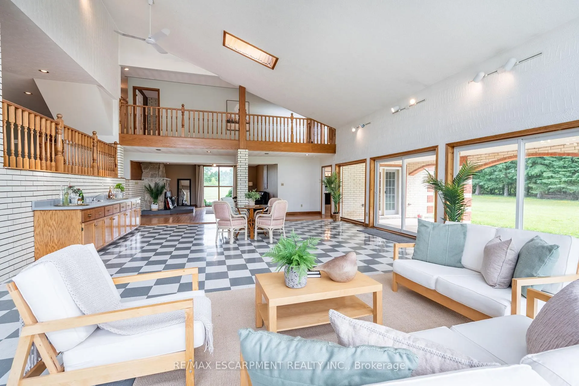 Photo 21 of 1751 Kirkwall Road, Hamilton, Rural Flamborough — HOMEH