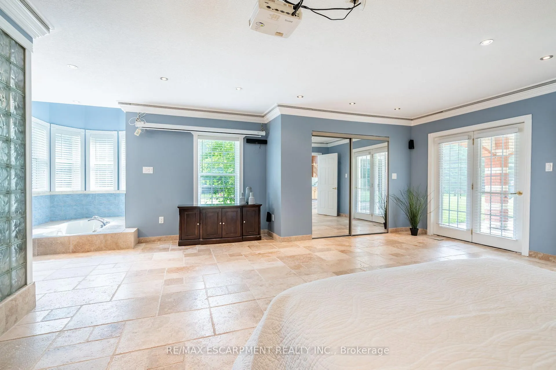 Photo 25 of 1751 Kirkwall Road, Hamilton, Rural Flamborough — HOMEH