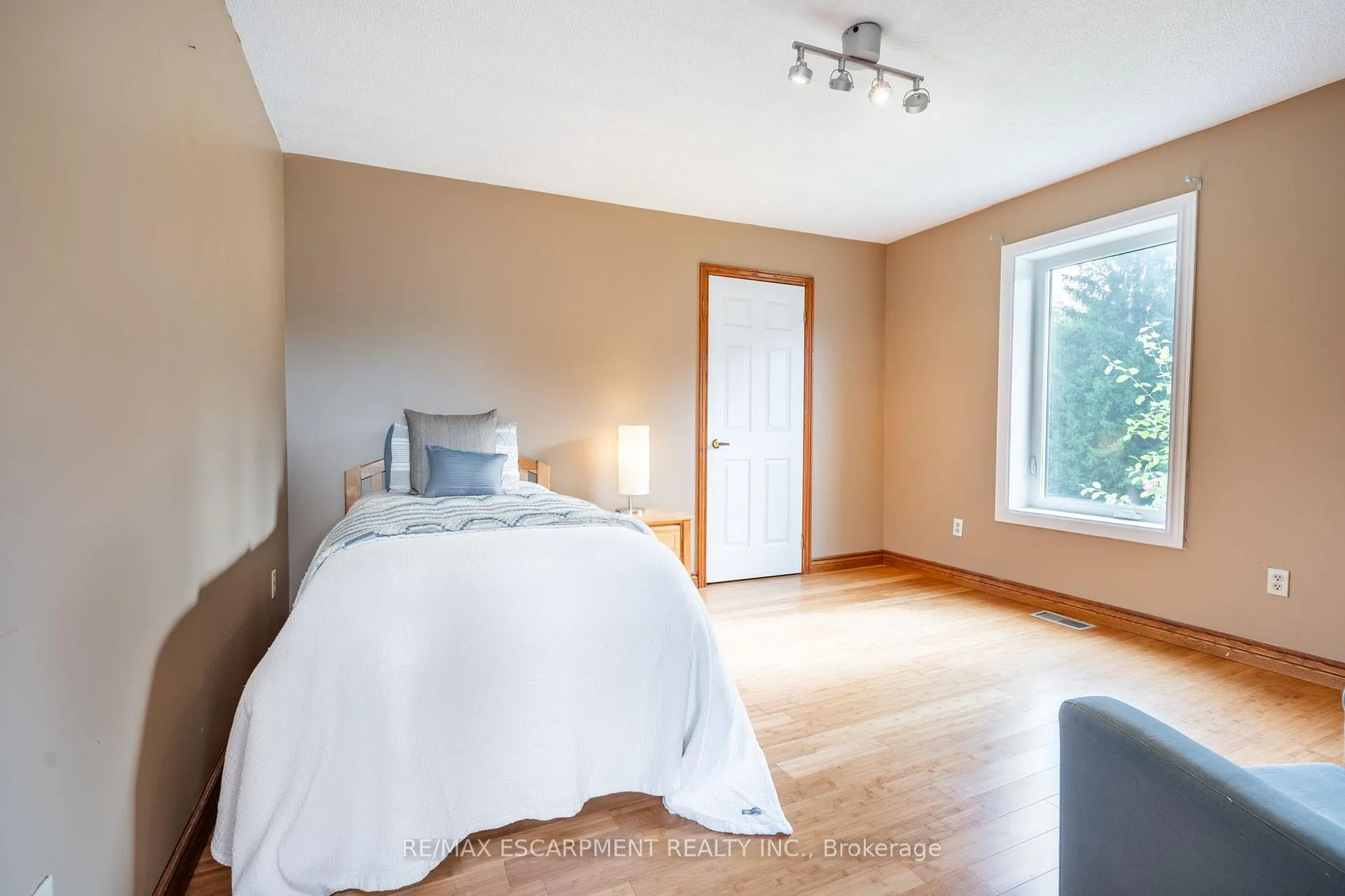 Photo 31 of 1751 Kirkwall Road, Hamilton, Rural Flamborough — HOMEH