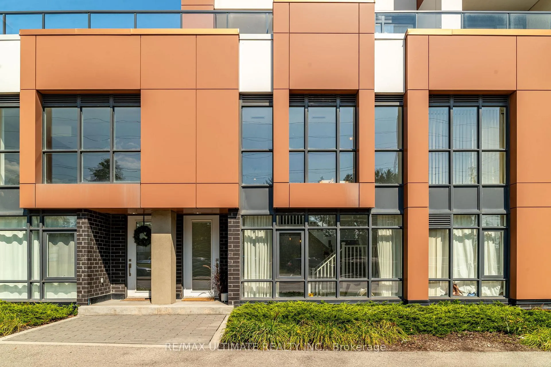 Front of Unit 104, 5001 Corporate Drive