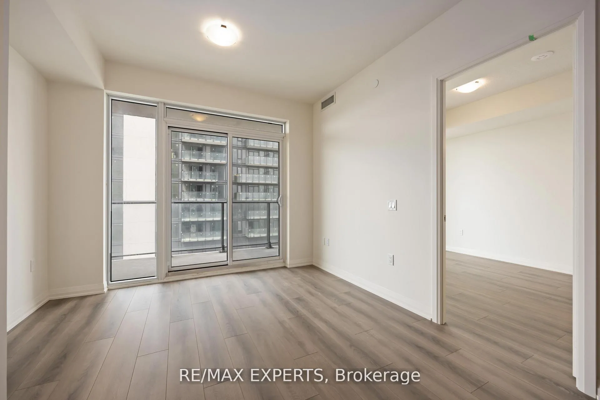 Photo 11 of Unit 1002, 8960 Jane Street, Vaughan, Vellore Village — HOMEH
