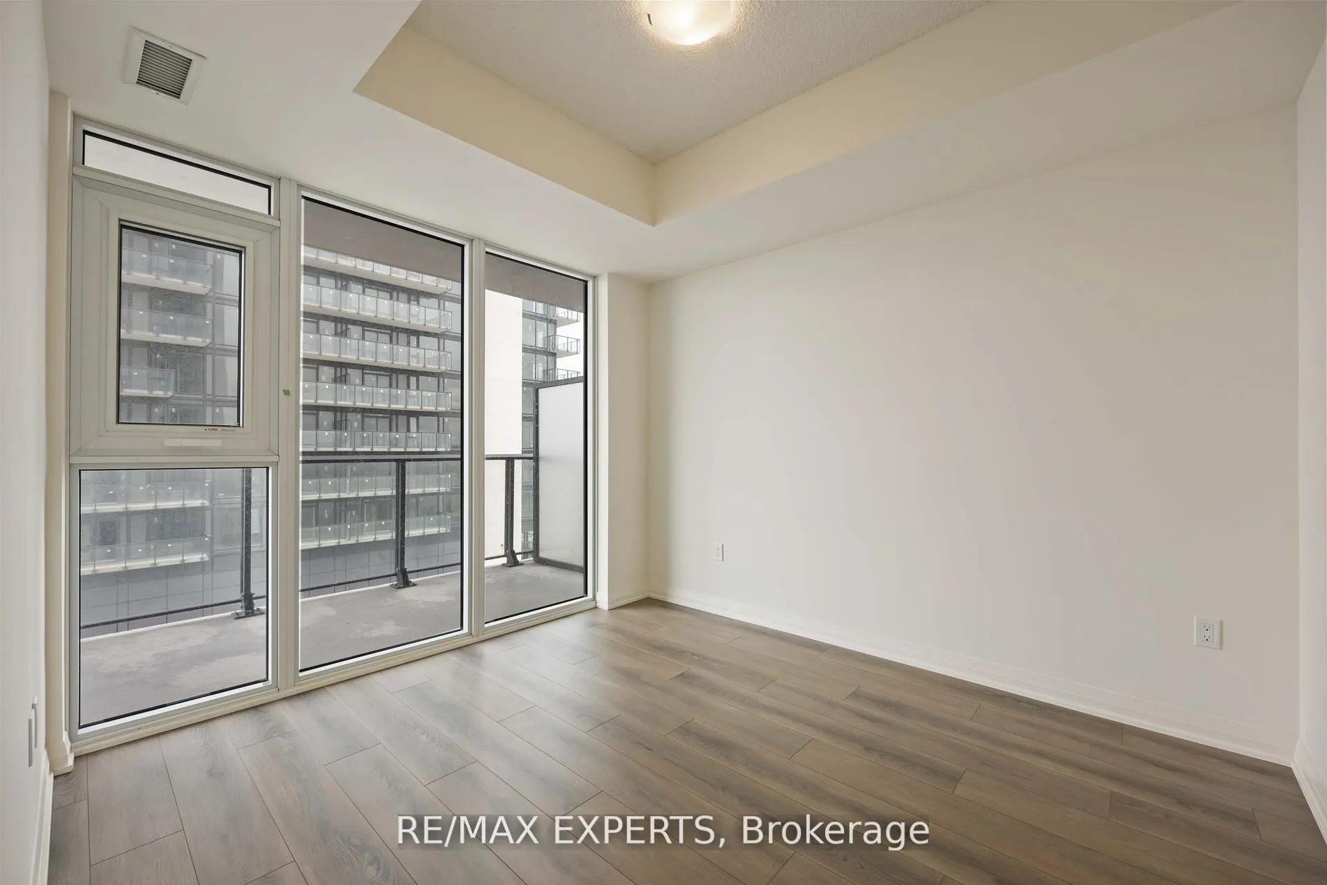 Photo 14 of Unit 1002, 8960 Jane Street, Vaughan, Vellore Village — HOMEH