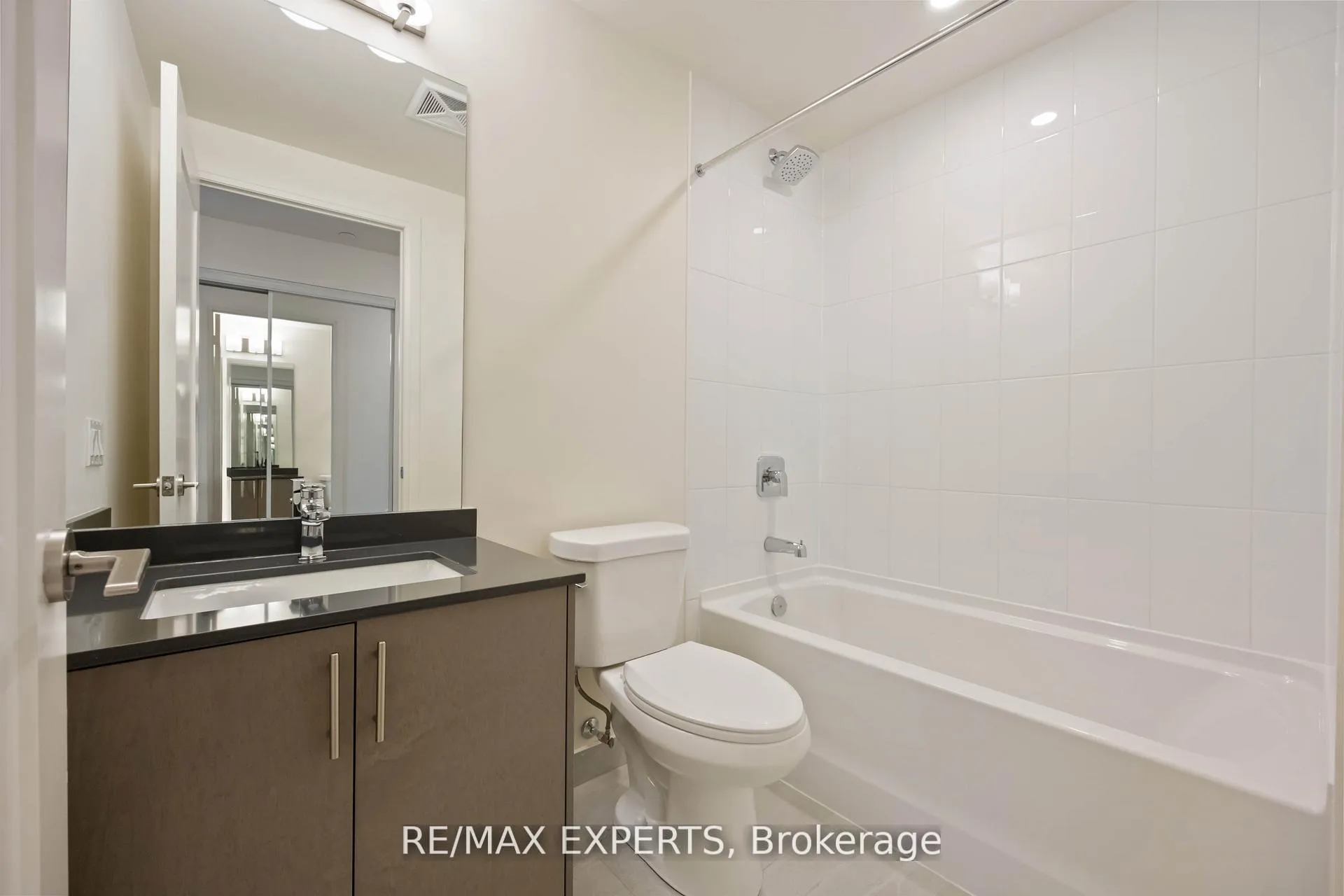 Photo 16 of Unit 1002, 8960 Jane Street, Vaughan, Vellore Village — HOMEH