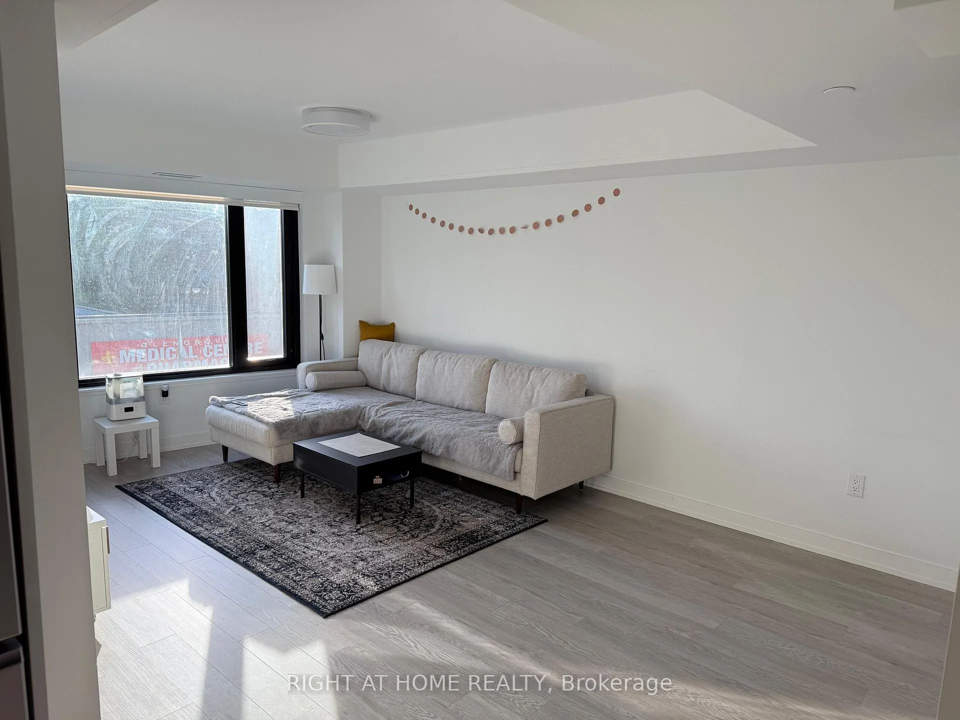 Photo 11 of Unit 305, 3 Strathgowan Avenue, Toronto, Lawrence Park South — HOMEH