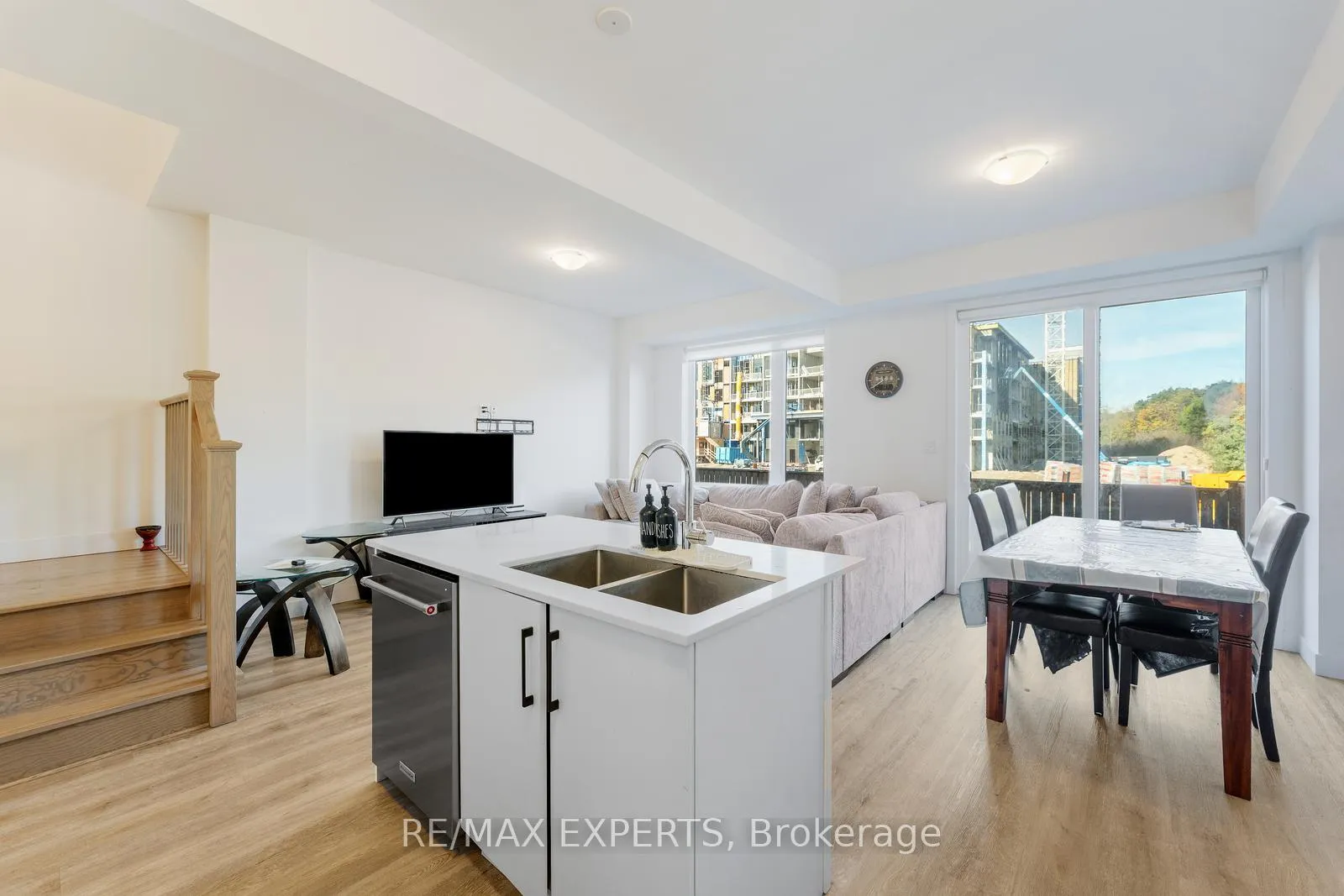 Photo 10 of Unit 15, 166 Mount Albion Road, Hamilton, Red Hill — HOMEH