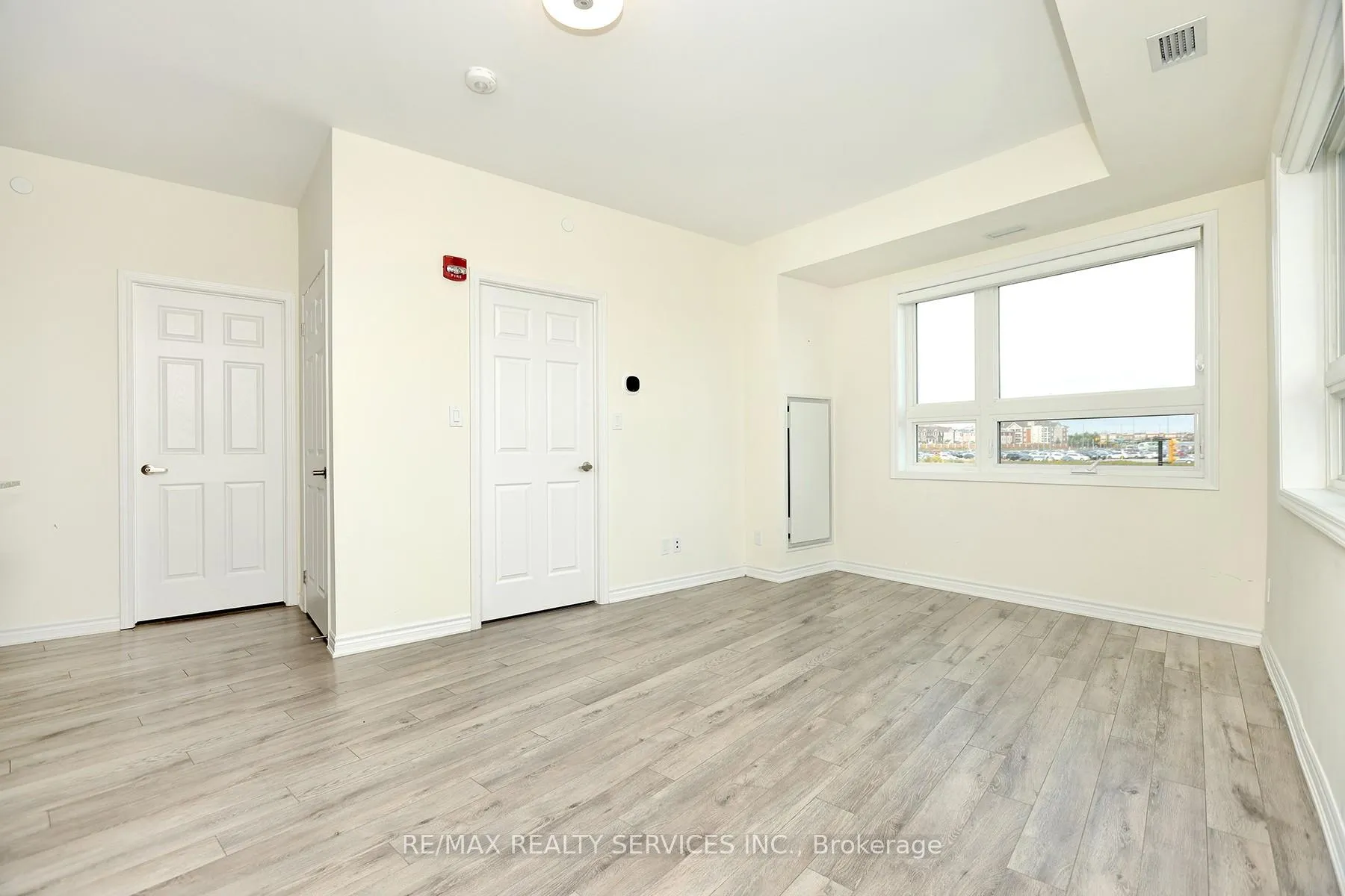 Photo 12 of Unit 210, 200 Lagerfeld Drive, Brampton, Northwest Brampton — HOMEH