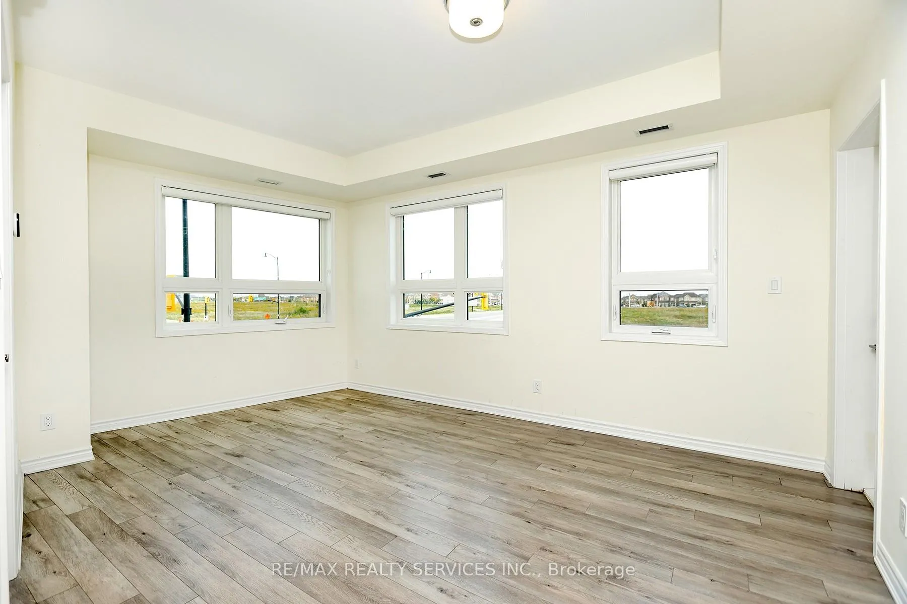 Photo 16 of Unit 210, 200 Lagerfeld Drive, Brampton, Northwest Brampton — HOMEH