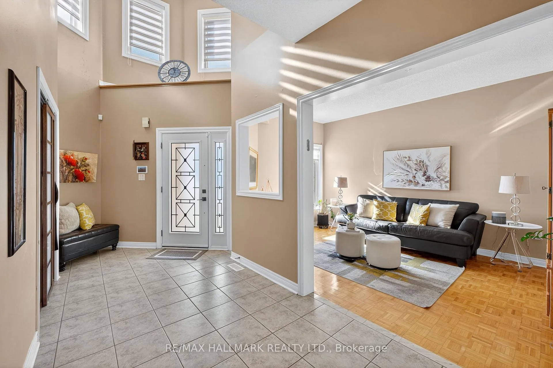 Photo 4 of 50 Coalbrook Court, Vaughan, East Woodbridge — HOMEH