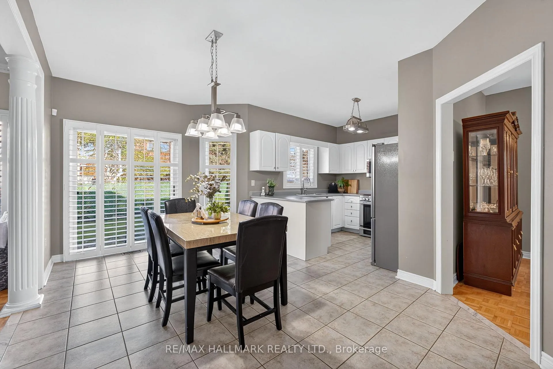 Photo 12 of 50 Coalbrook Court, Vaughan, East Woodbridge — HOMEH