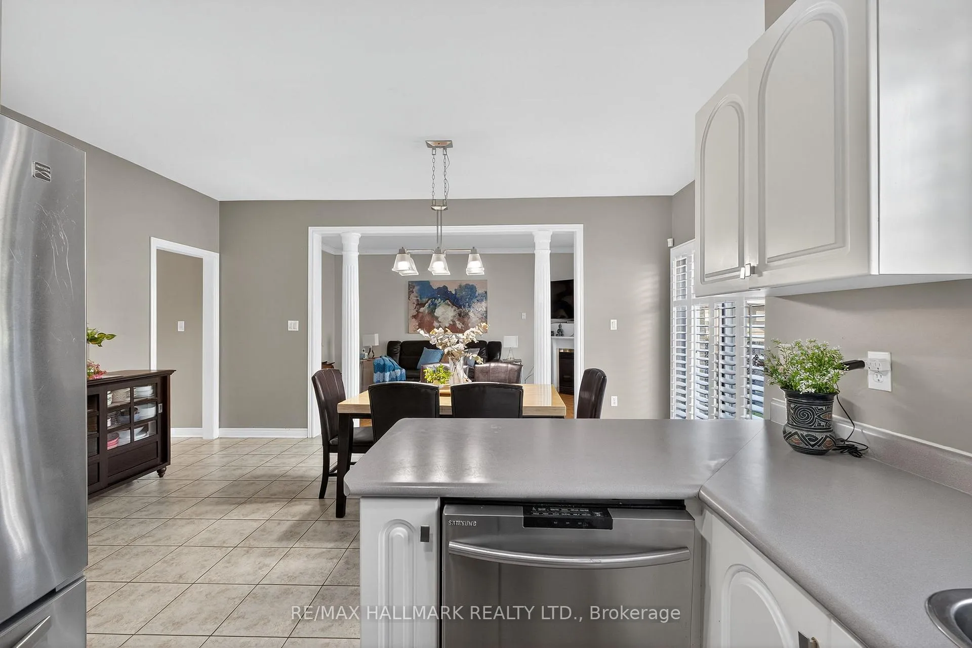 Photo 17 of 50 Coalbrook Court, Vaughan, East Woodbridge — HOMEH