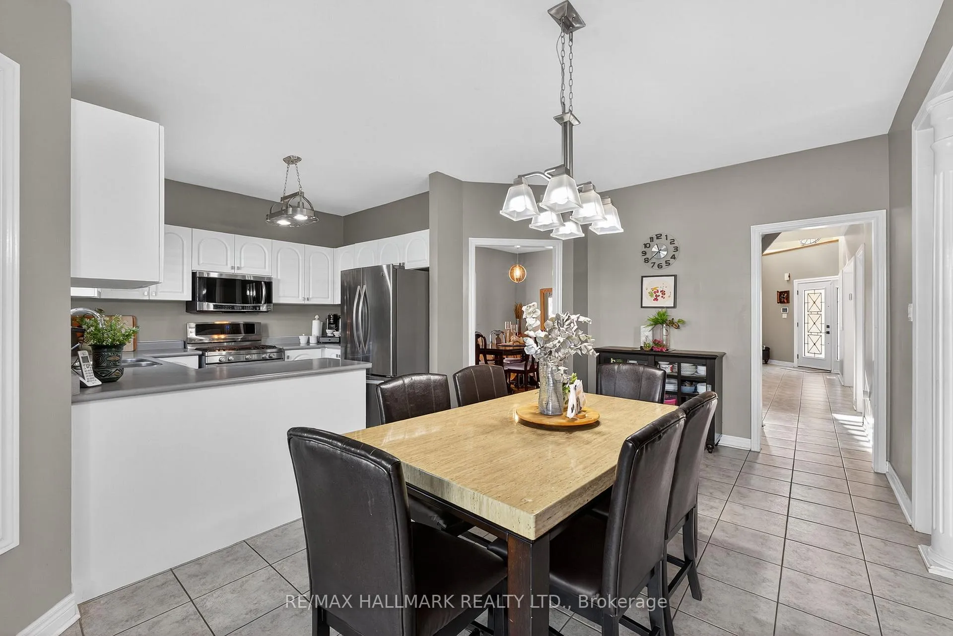 Photo 24 of 50 Coalbrook Court, Vaughan, East Woodbridge — HOMEH