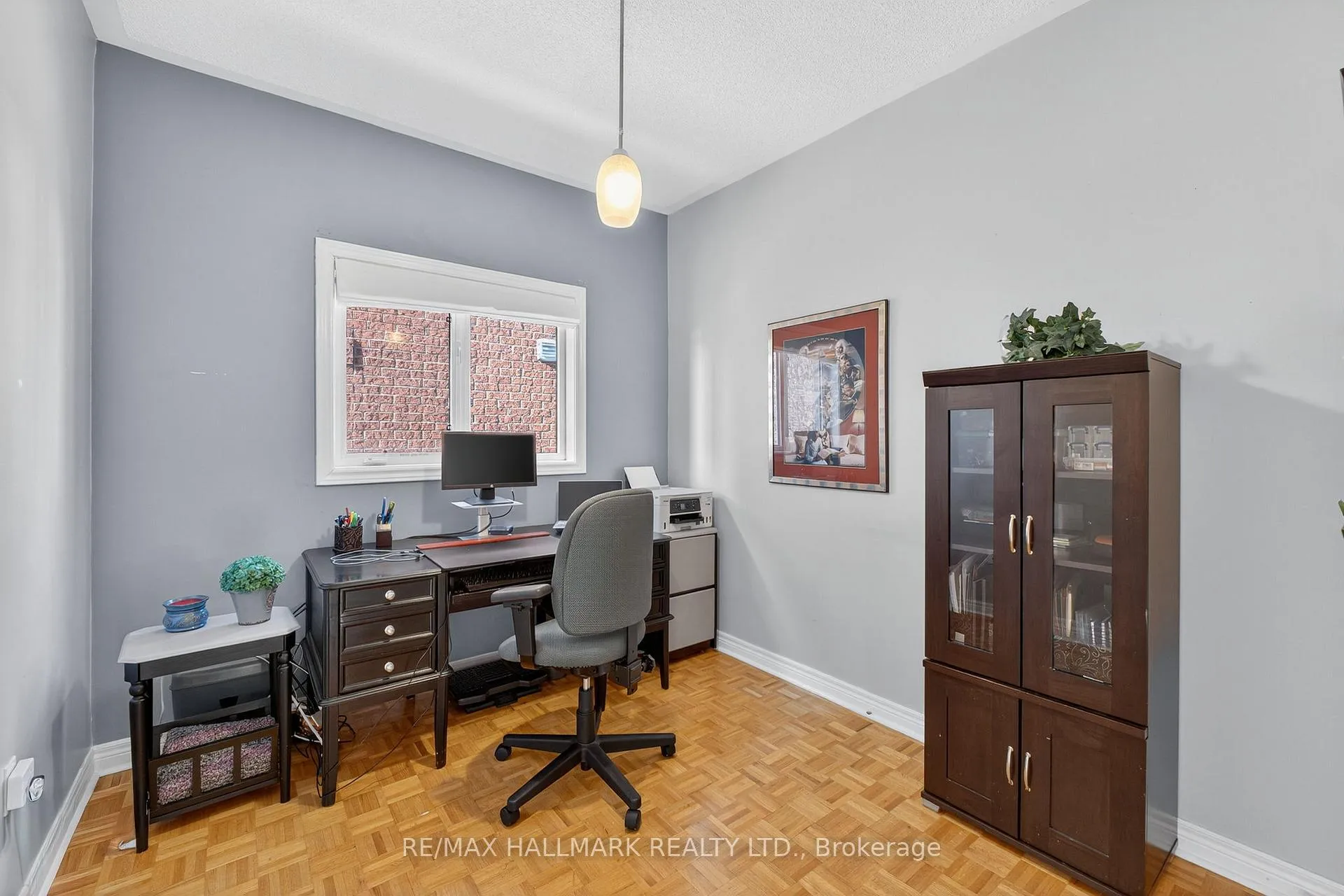 Photo 25 of 50 Coalbrook Court, Vaughan, East Woodbridge — HOMEH