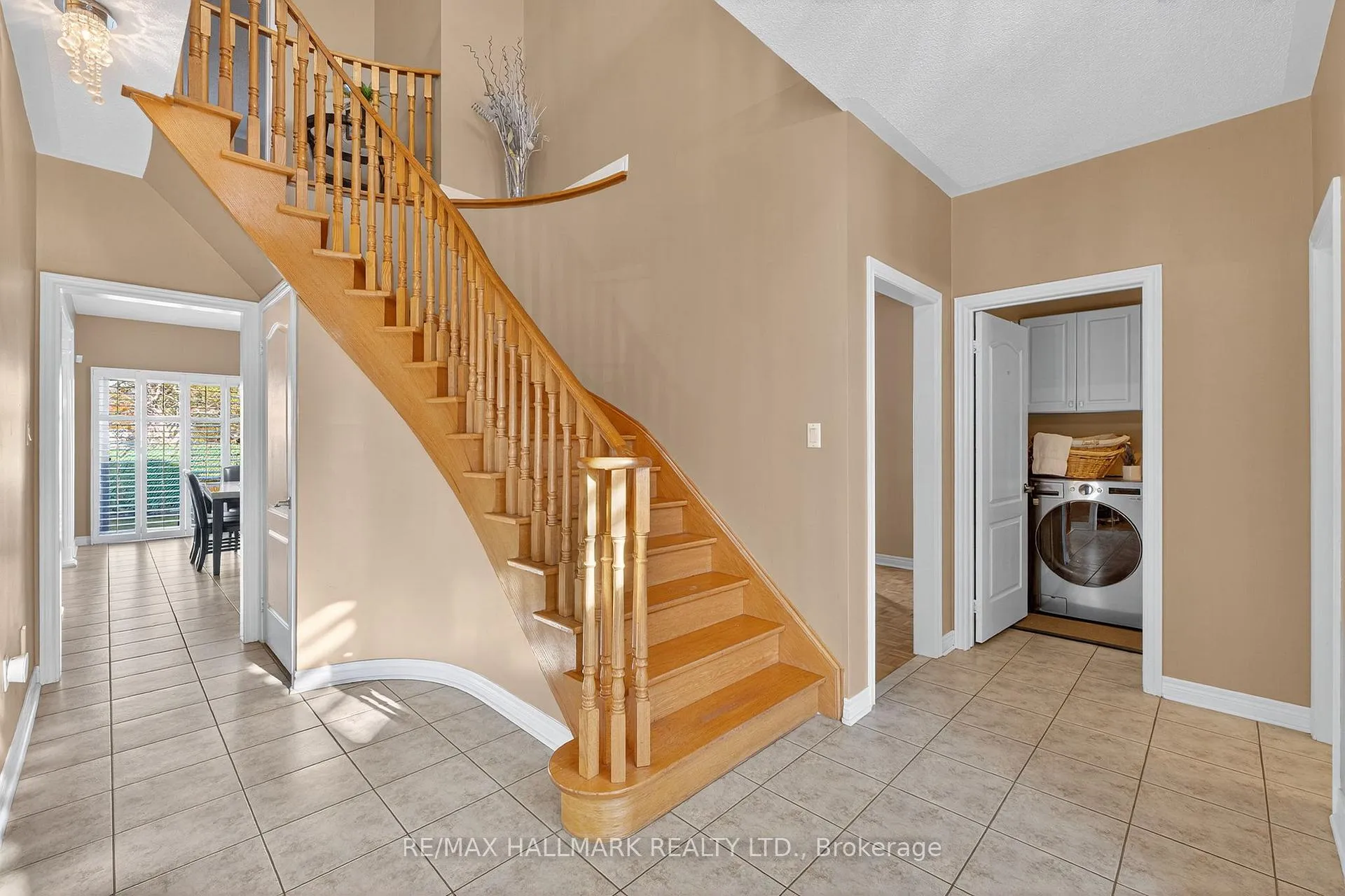 Photo 28 of 50 Coalbrook Court, Vaughan, East Woodbridge — HOMEH