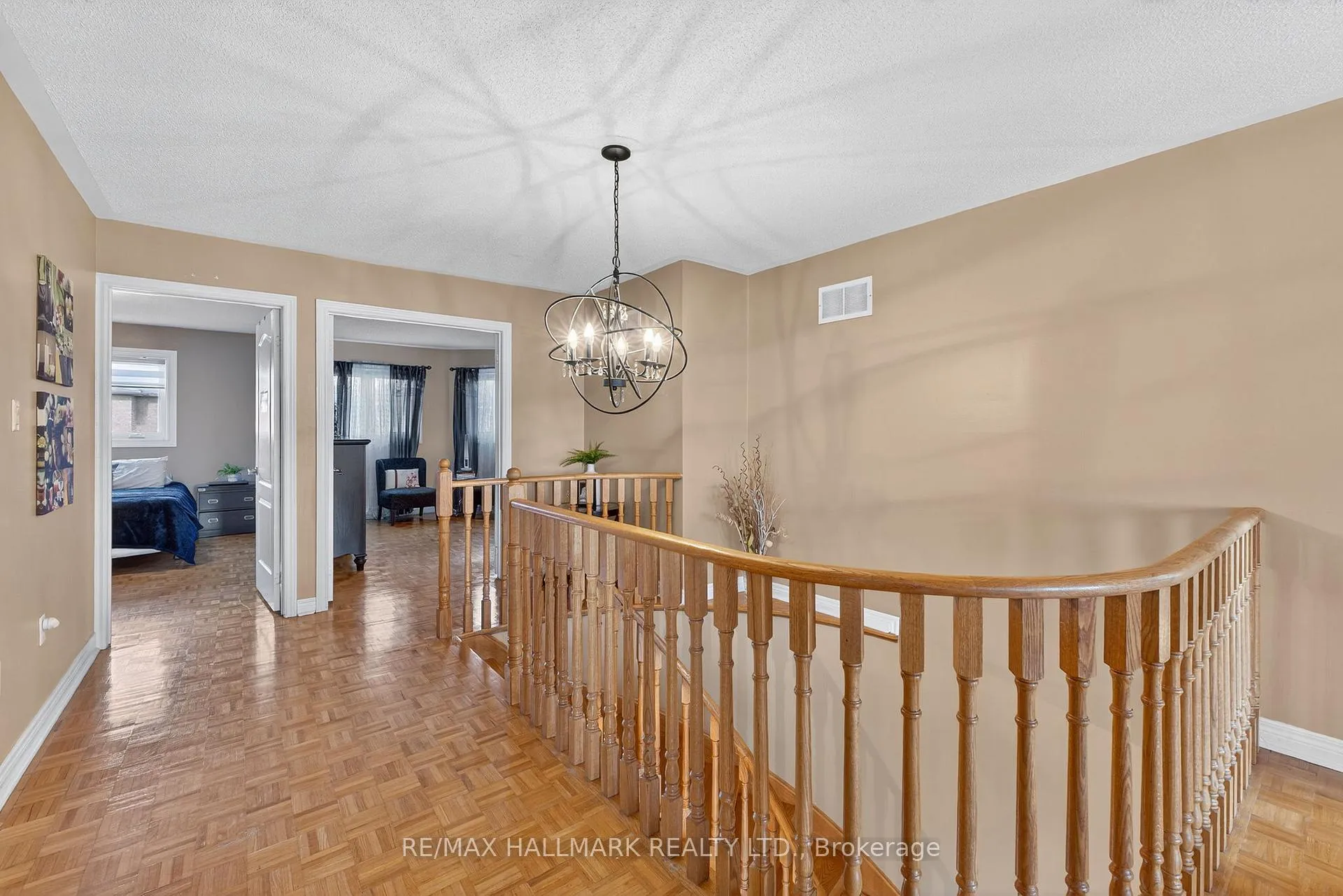 Photo 31 of 50 Coalbrook Court, Vaughan, East Woodbridge — HOMEH
