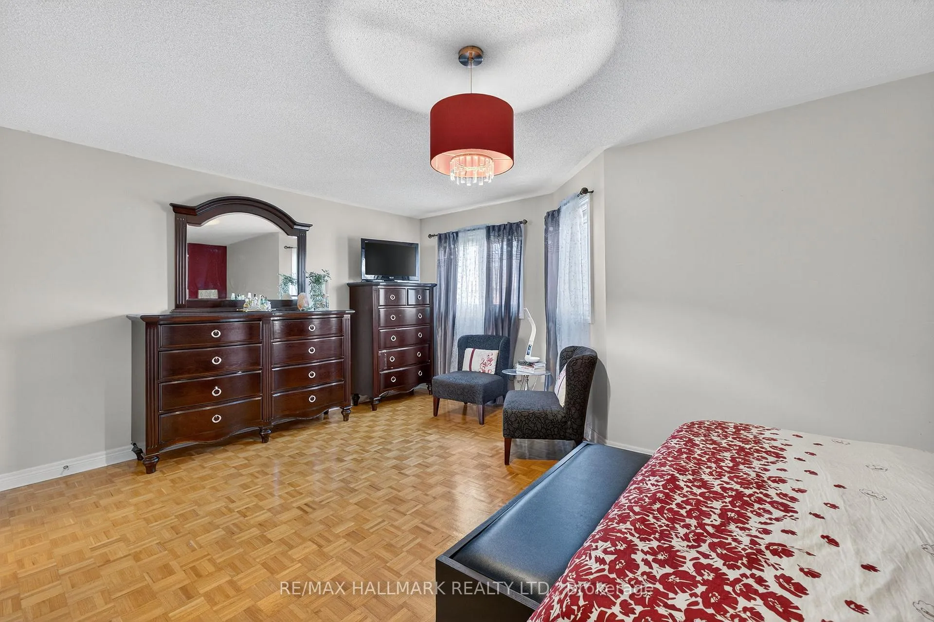 Photo 35 of 50 Coalbrook Court, Vaughan, East Woodbridge — HOMEH