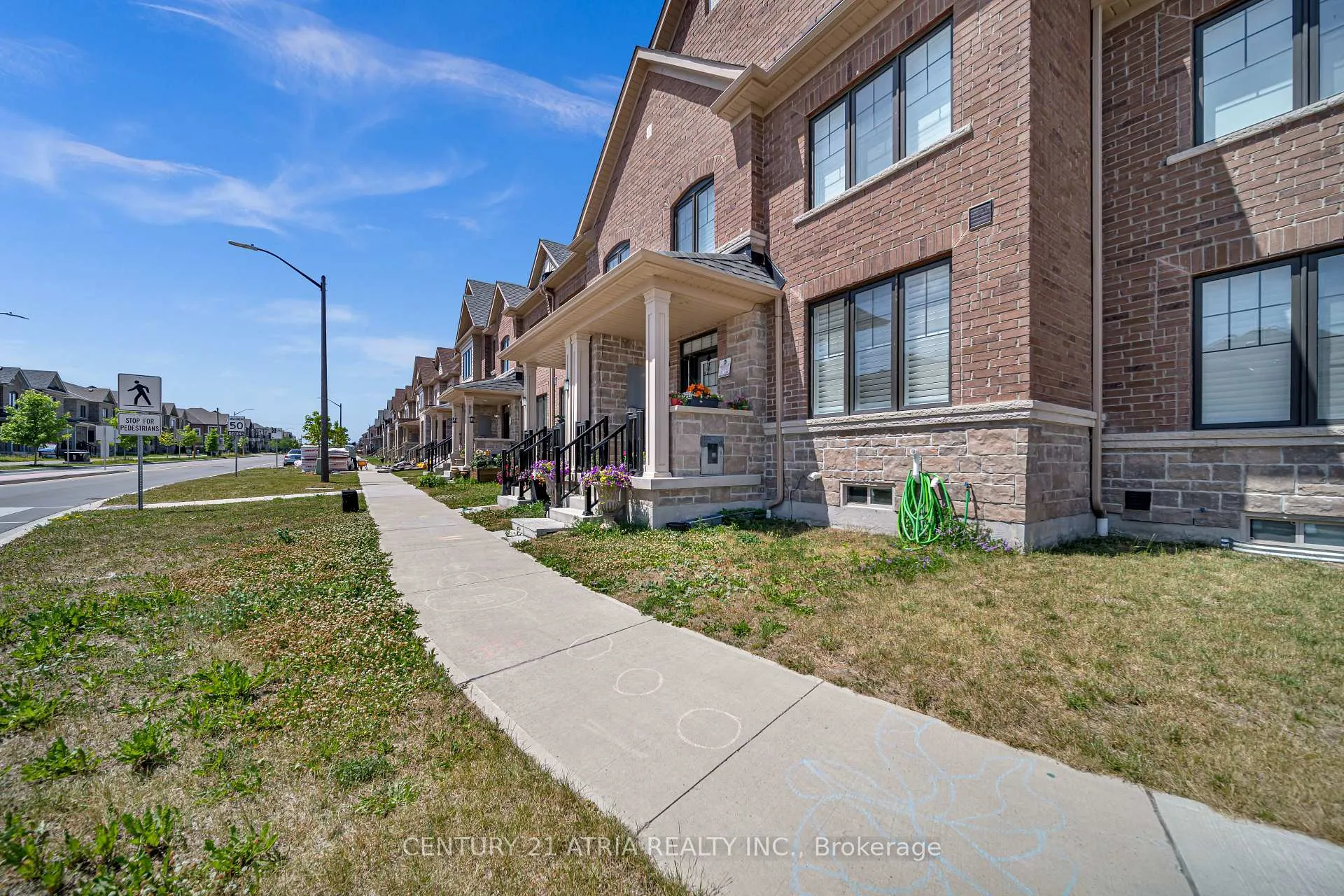 Photo 3 of 153 Coronation Road, Whitby, Rural Whitby — HOMEH