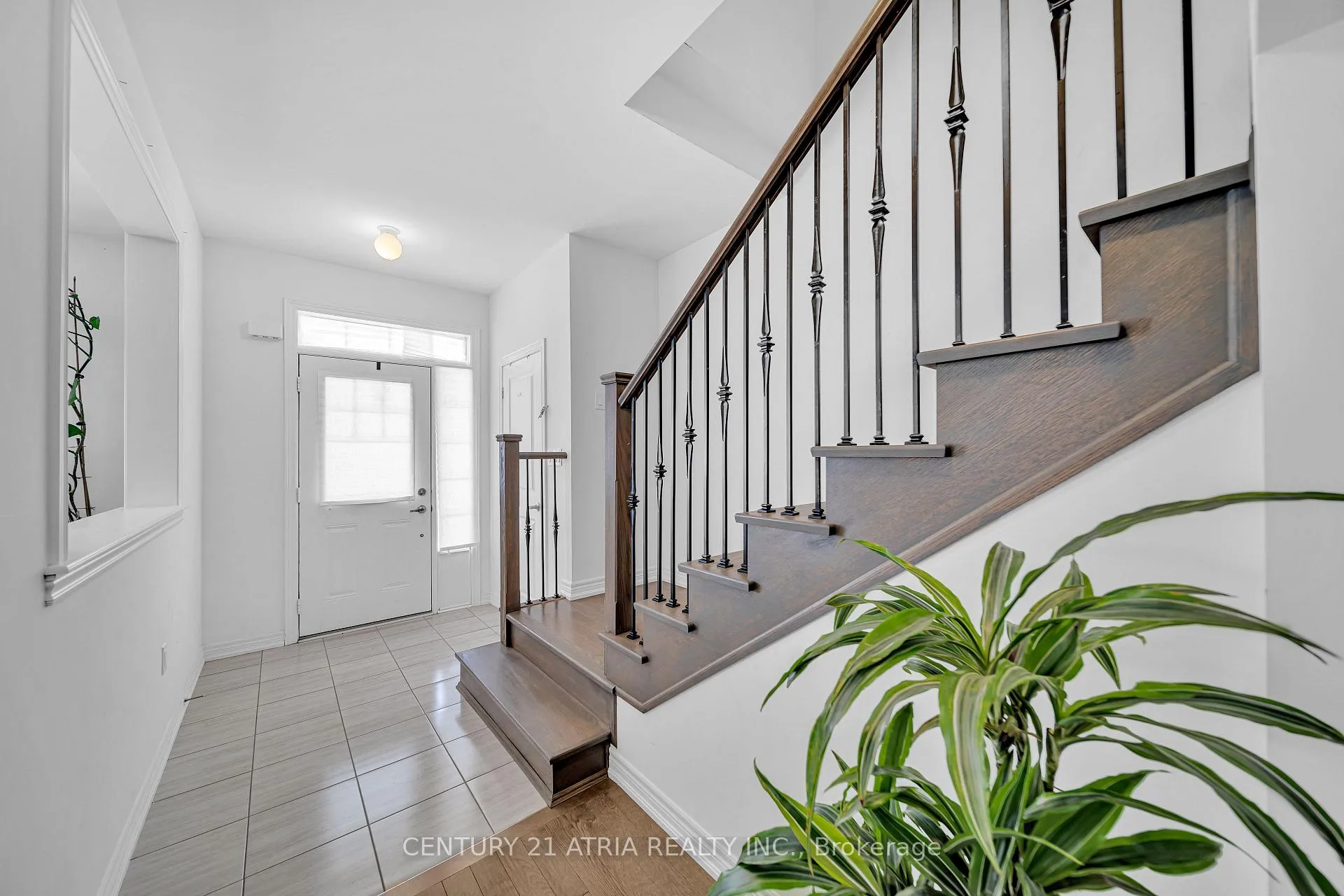 Photo 4 of 153 Coronation Road, Whitby, Rural Whitby — HOMEH