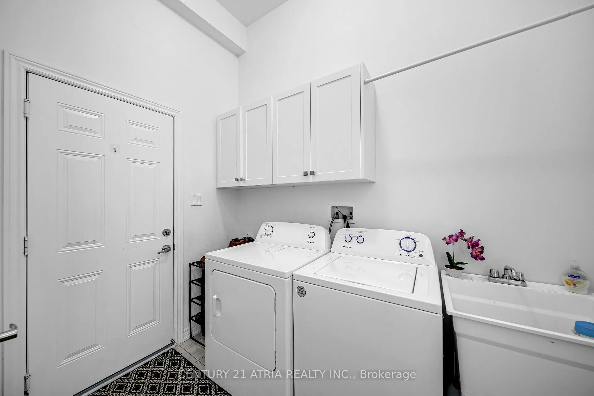Photo 18 of 153 Coronation Road, Whitby, Rural Whitby — HOMEH