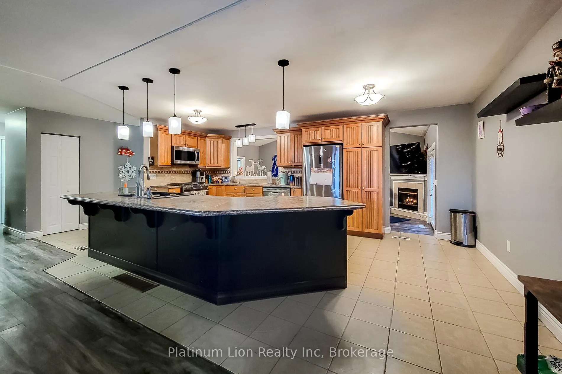 Photo 18 of 6 Bayly Drive, Brant, Paris — HOMEH