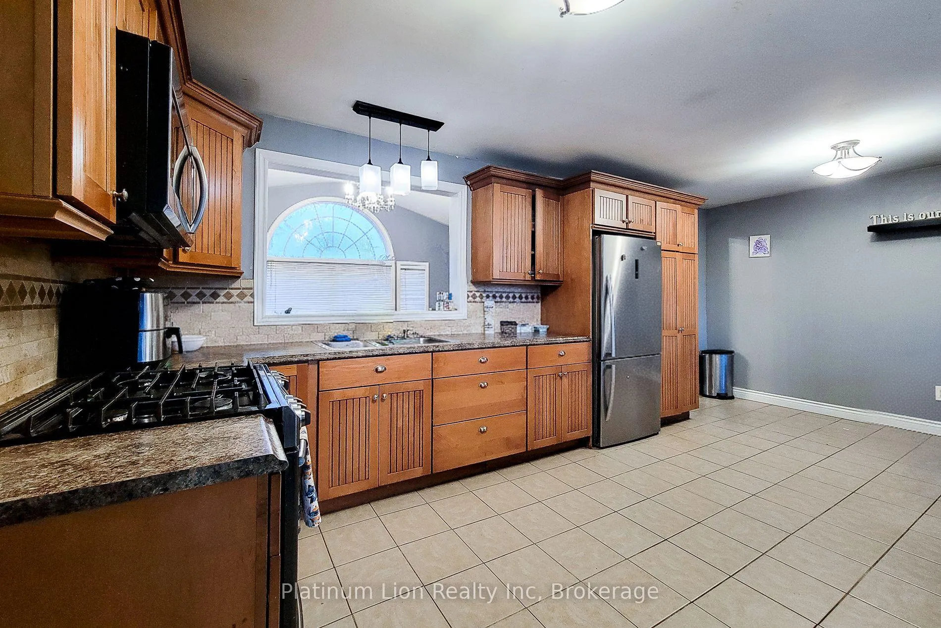 Photo 20 of 6 Bayly Drive, Brant, Paris — HOMEH