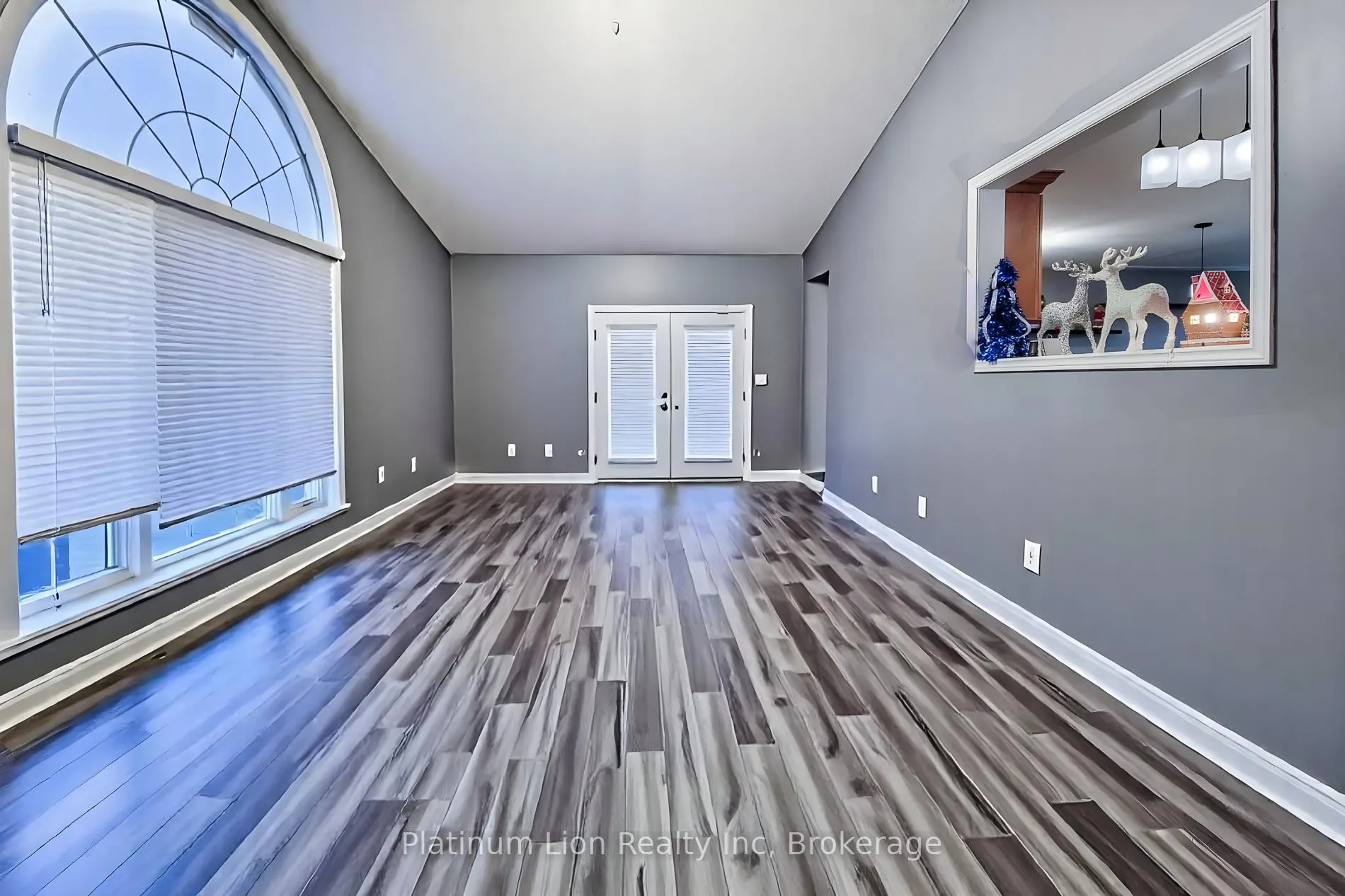 Photo 25 of 6 Bayly Drive, Brant, Paris — HOMEH