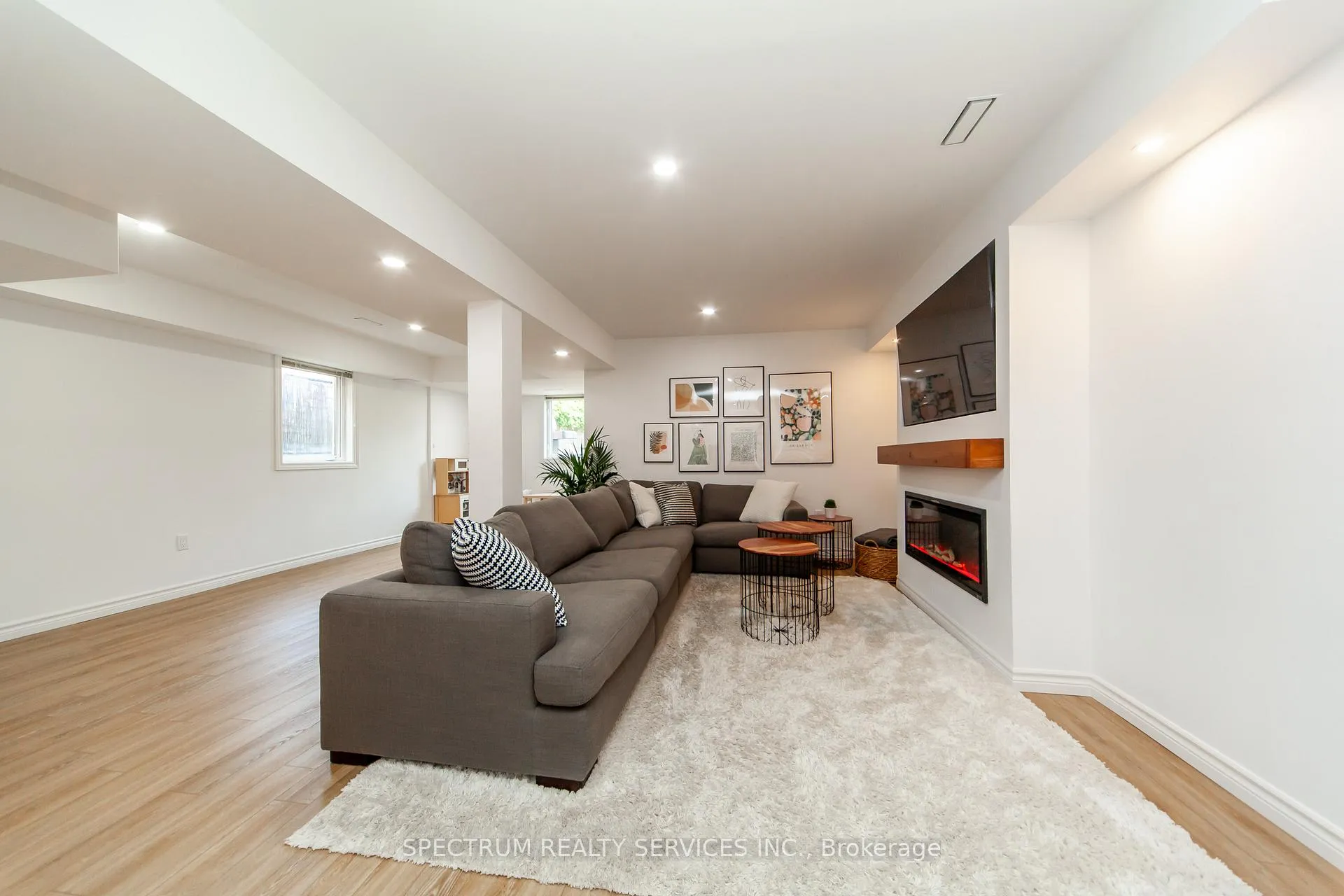 Photo 25 of 20 Worthview Drive, Vaughan, West Woodbridge — HOMEH