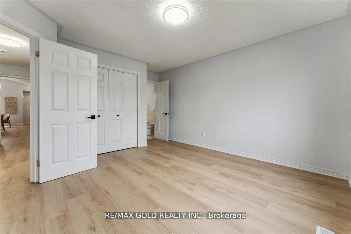 Photo 27 of 8163 Harvest Crescent, Niagara Falls, Ascot — HOMEH