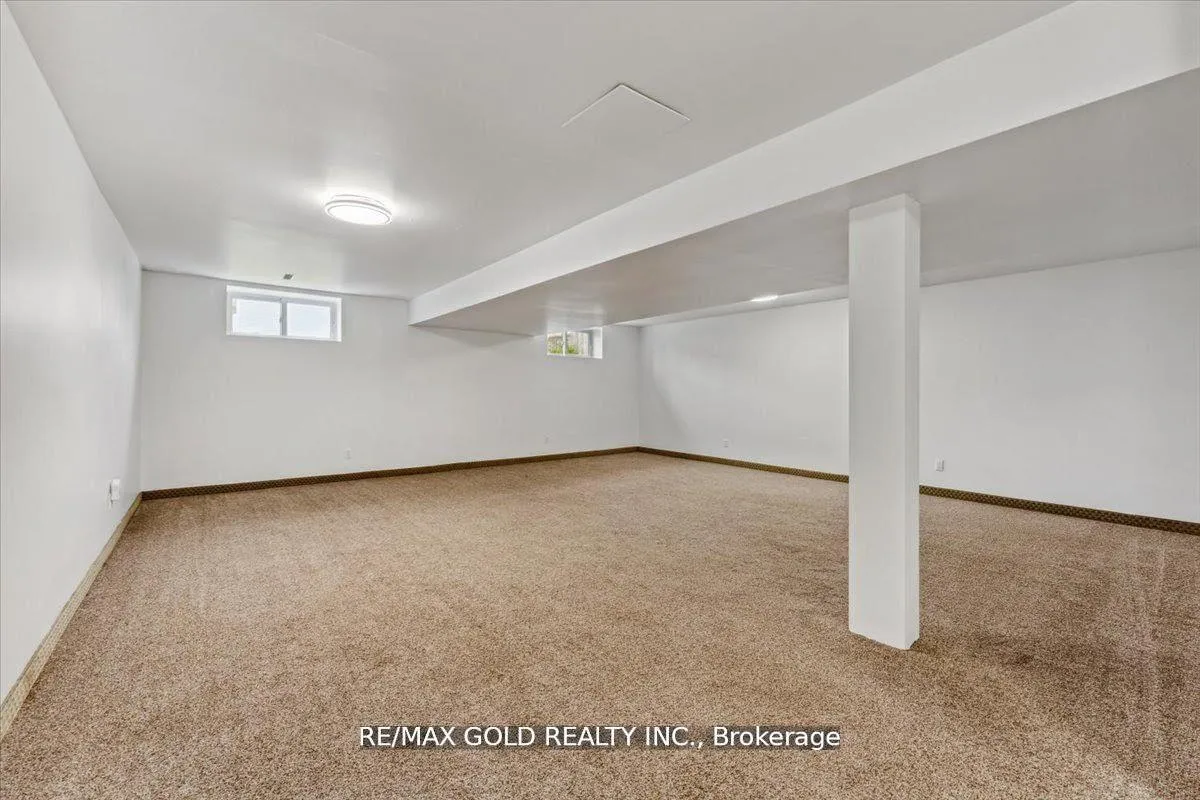 Photo 30 of 8163 Harvest Crescent, Niagara Falls, Ascot — HOMEH