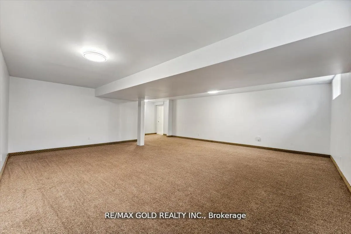 Photo 32 of 8163 Harvest Crescent, Niagara Falls, Ascot — HOMEH