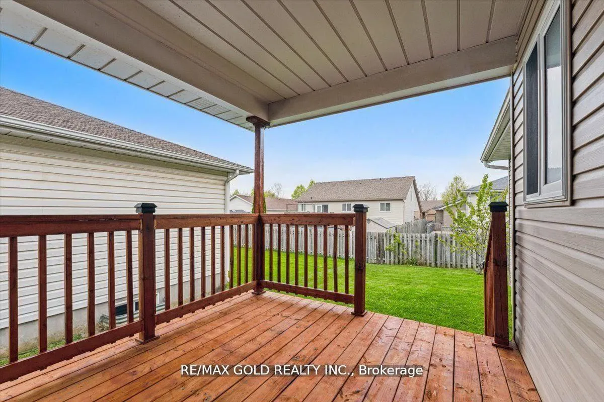 Photo 39 of 8163 Harvest Crescent, Niagara Falls, Ascot — HOMEH