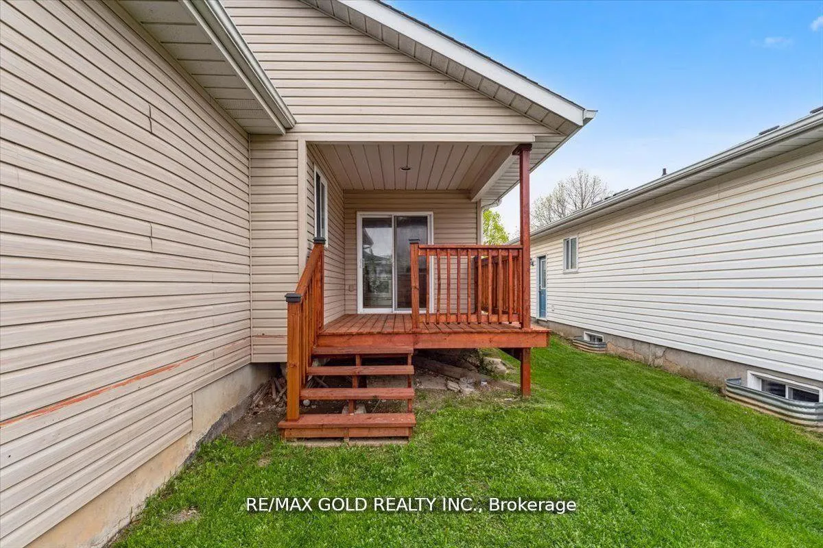 Photo 40 of 8163 Harvest Crescent, Niagara Falls, Ascot — HOMEH
