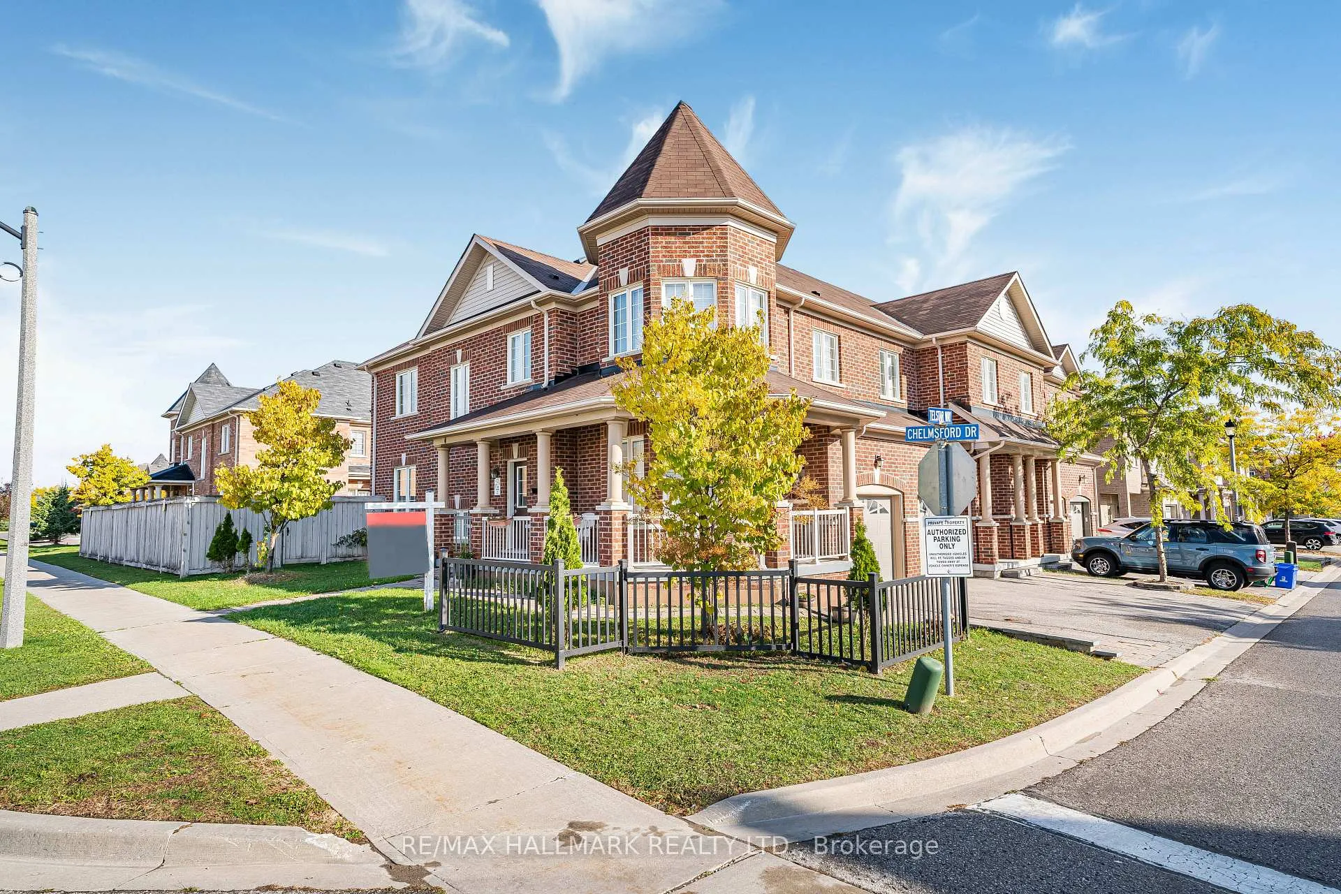 Photo 1 of 2 Telstar Way, Whitby, Brooklin — HOMEH