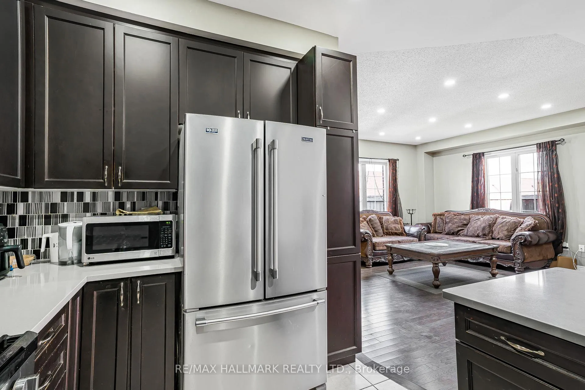 Photo 22 of 2 Telstar Way, Whitby, Brooklin — HOMEH