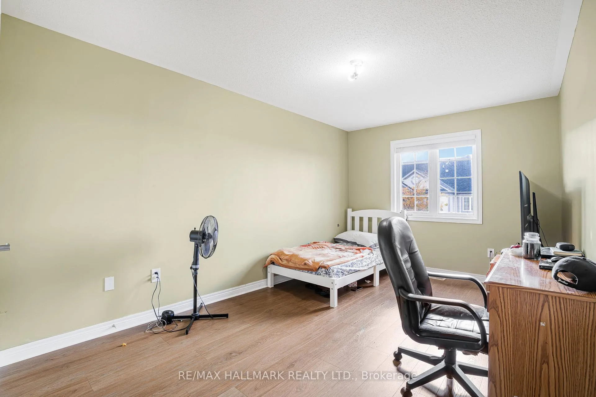 Photo 30 of 2 Telstar Way, Whitby, Brooklin — HOMEH