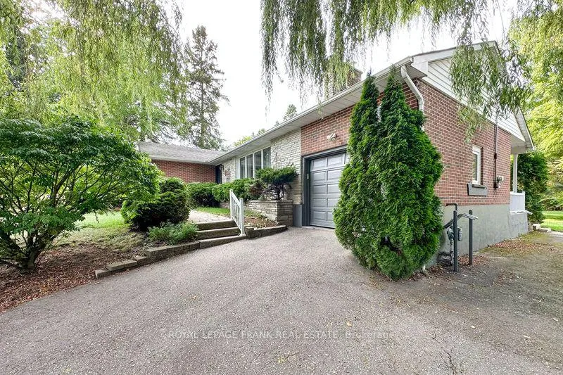 Photo 3 of 5 Acadia Drive, Cobourg — HOMEH